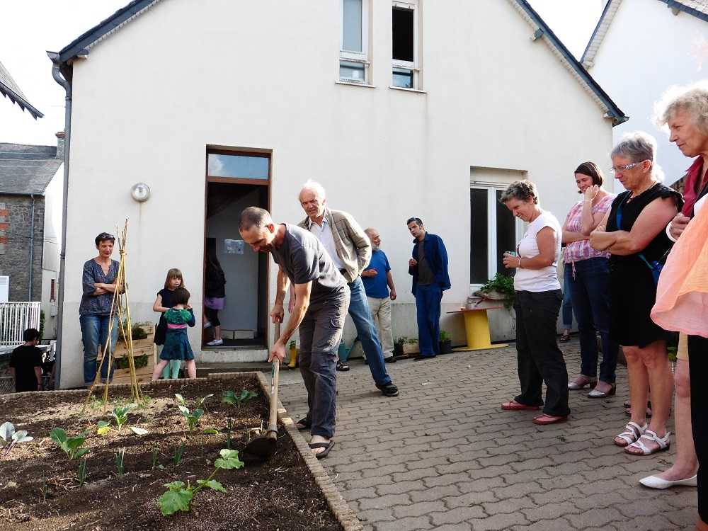 L'association ''Vert le jardin'' s'installe BD Hoche